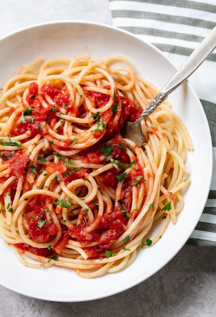 Know About The Difference Between Spaghetti Sauce And Marinara Sauce ...